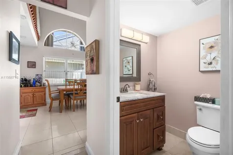 1199 SW 109th Lane Davie FL 33324