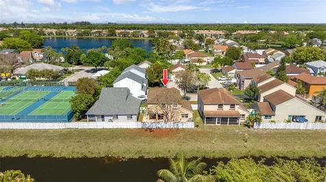 1199 SW 109th Lane Davie FL 33324