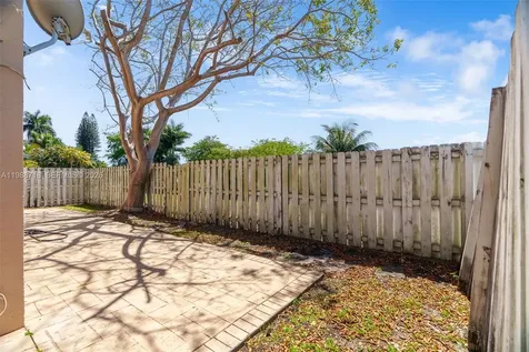 1199 SW 109th Lane Davie FL 33324