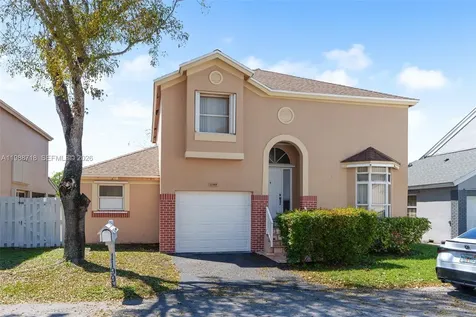 1199 SW 109th Lane Davie FL 33324