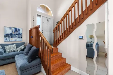 1199 SW 109th Lane Davie FL 33324