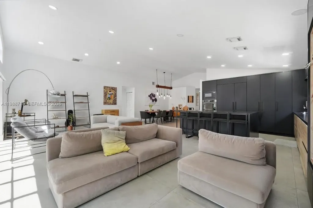 3464 SW 51st Street Hollywood FL 33312