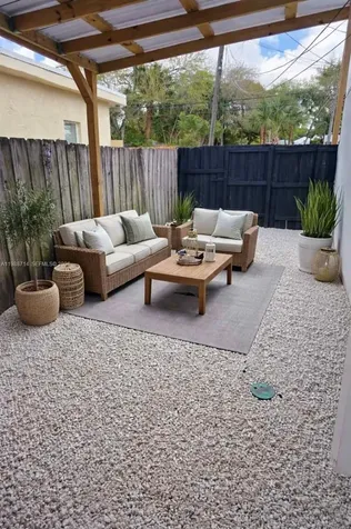 636 NW 14th Terrace Fort Lauderdale FL 33311