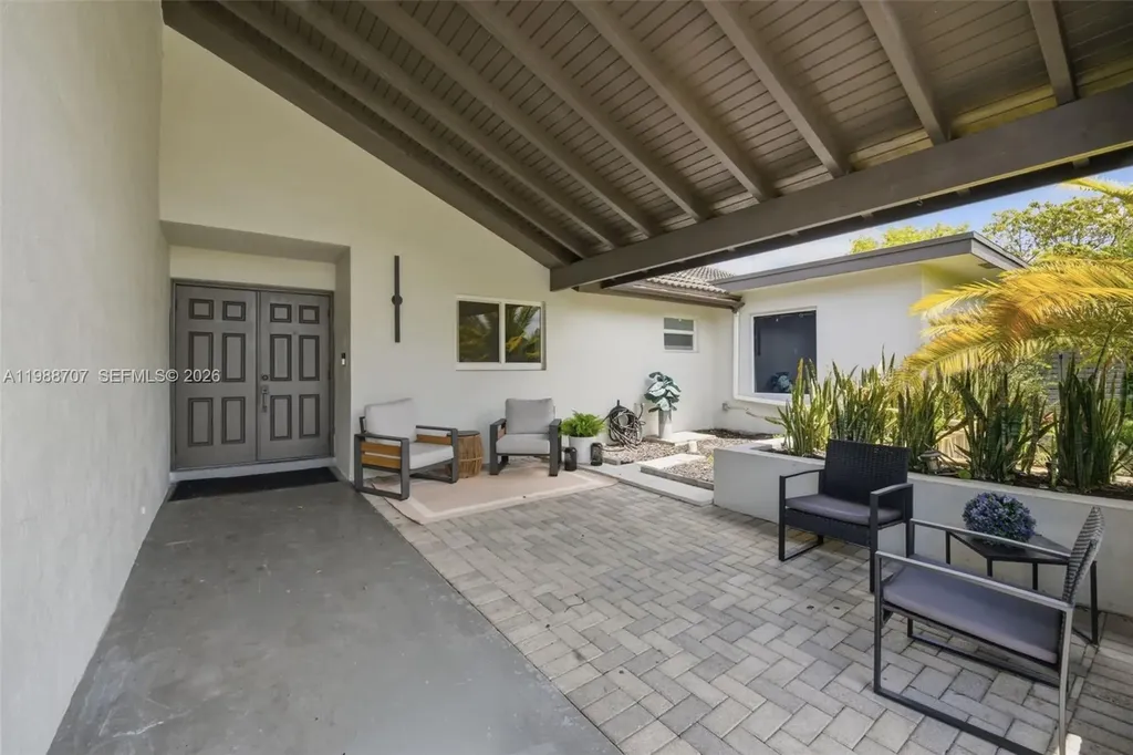 395 NW 89th Lane Coral Springs FL 33071