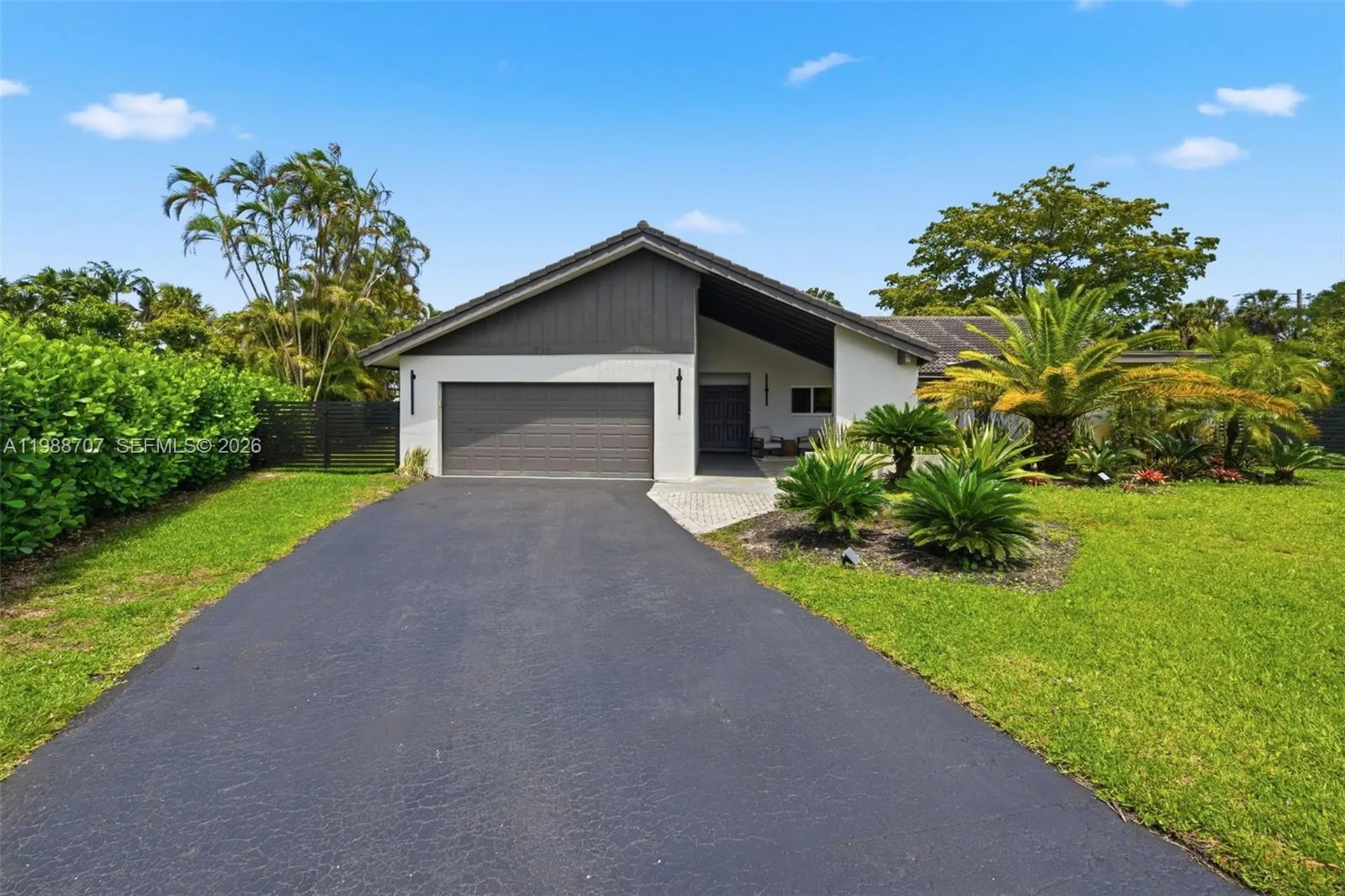 395 NW 89th Lane Coral Springs FL 33071