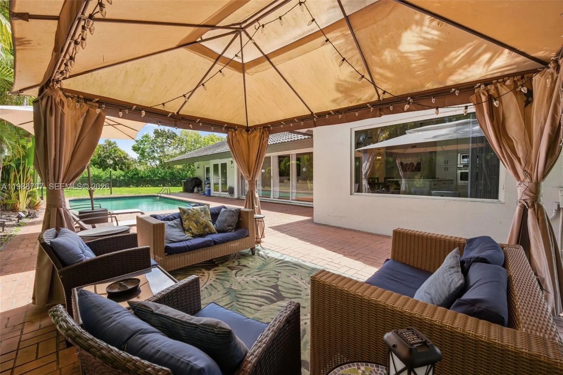 395 NW 89th Lane Coral Springs FL 33071