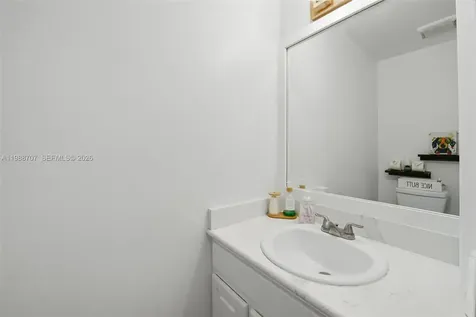 395 NW 89th Lane Coral Springs FL 33071