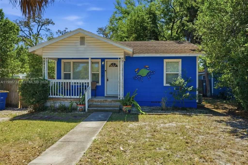 527 Wildwood Way Clearwater FL 33756