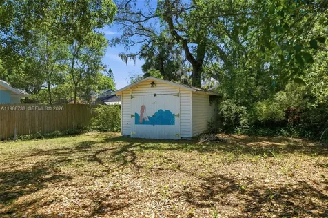 527 Wildwood Way Clearwater FL 33756