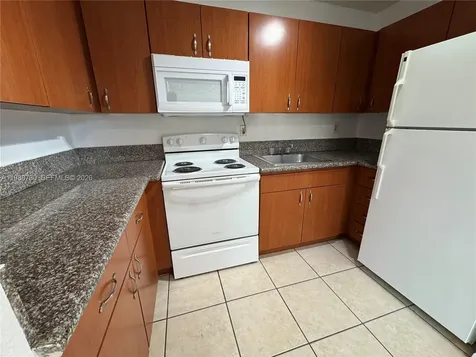 4732 SW 33rd Avenue Dania Beach FL 33312