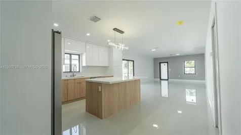 22840 SW 122nd Place Miami FL 33170