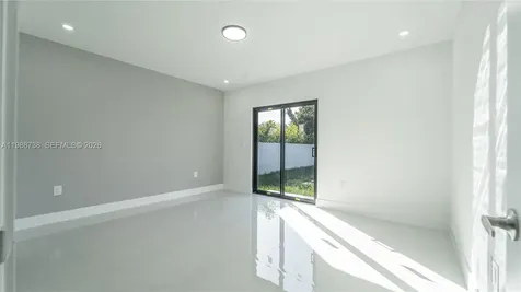 22840 SW 122nd Place Miami FL 33170