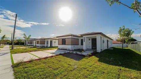 22840 SW 122nd Place Miami FL 33170