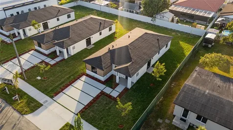 22840 SW 122nd Place Miami FL 33170