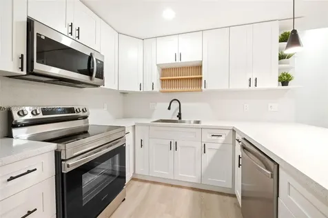 4871 SW 20th Street Fort Lauderdale FL 33317
