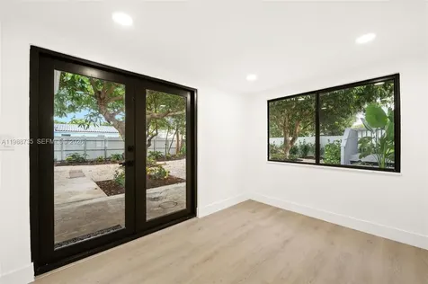 4871 SW 20th Street Fort Lauderdale FL 33317