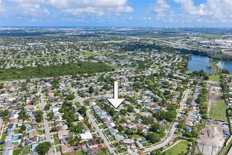 4871 SW 20th Street Fort Lauderdale FL 33317