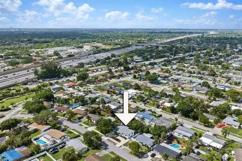 4871 SW 20th Street Fort Lauderdale FL 33317