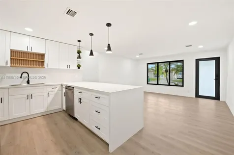 4871 SW 20th Street Fort Lauderdale FL 33317