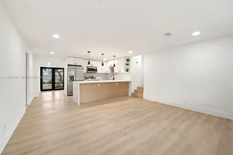 4871 SW 20th Street Fort Lauderdale FL 33317