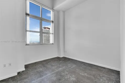 133 NE 2nd Avenue Miami FL 33132
