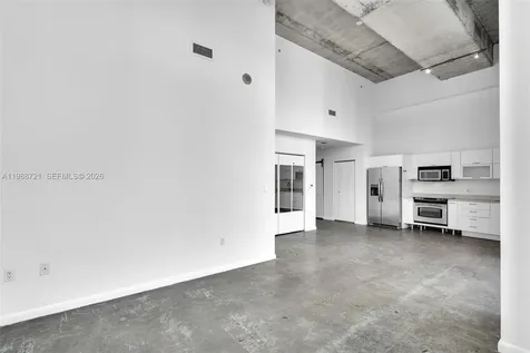 133 NE 2nd Avenue Miami FL 33132