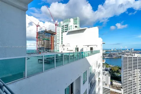 133 NE 2nd Avenue Miami FL 33132