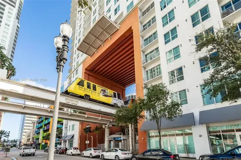 133 NE 2nd Avenue Miami FL 33132