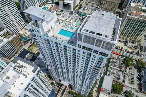 133 NE 2nd Avenue Miami FL 33132