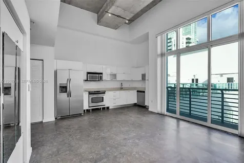 133 NE 2nd Avenue Miami FL 33132