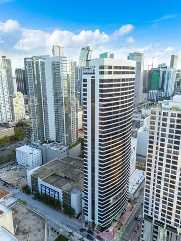 225 N Miami Avenue Miami FL 33131