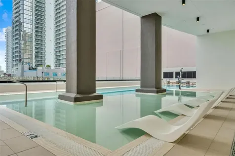 225 N Miami Avenue Miami FL 33131