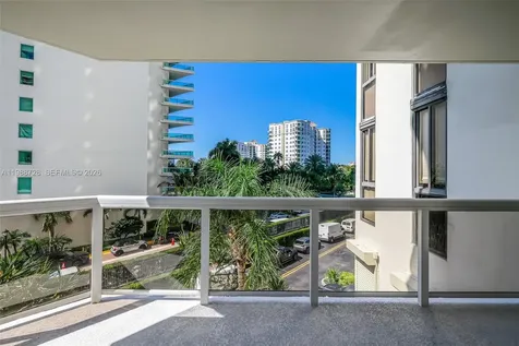 20185 E Country Club Drive Aventura FL 33180
