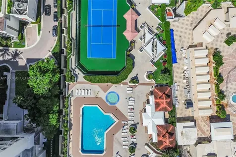 20185 E Country Club Drive Aventura FL 33180