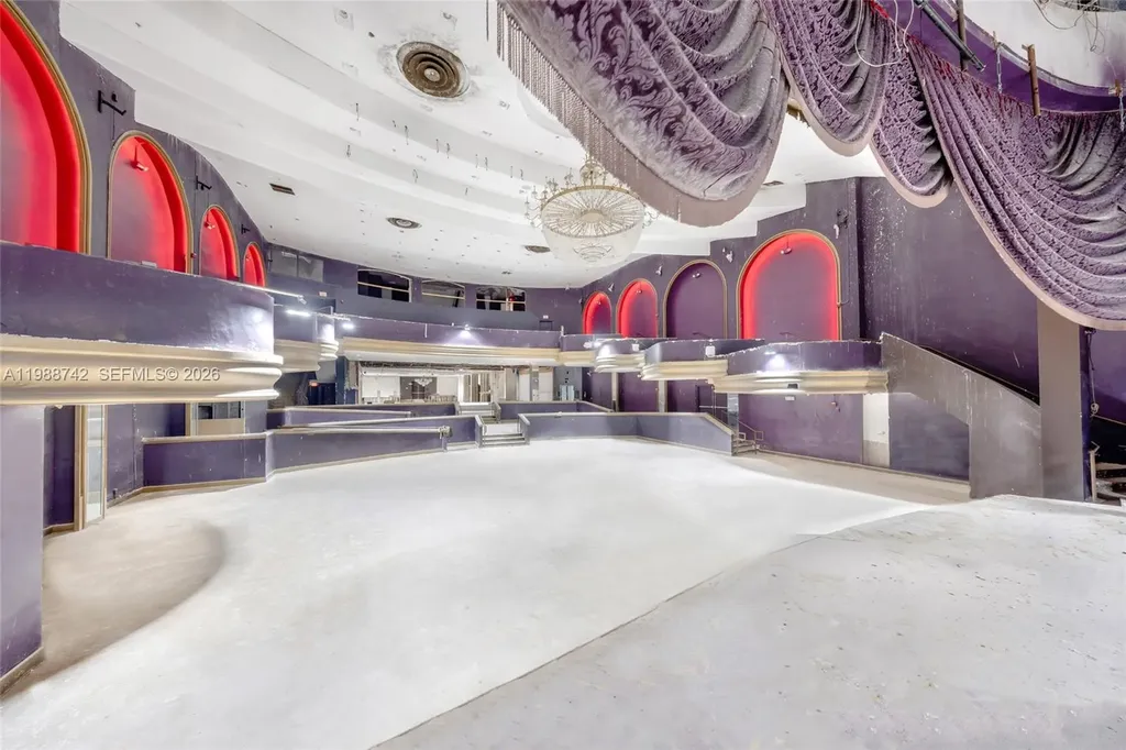 5445 Collins Avenue Miami Beach FL 33140