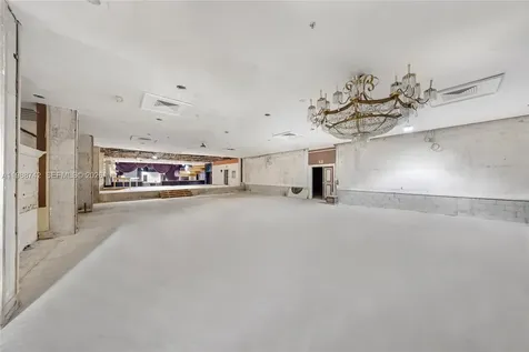 5445 Collins Avenue Miami Beach FL 33140