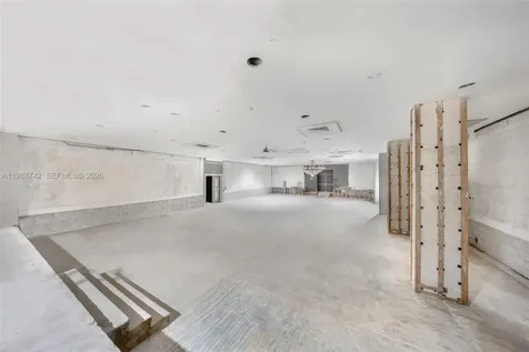 5445 Collins Avenue Miami Beach FL 33140