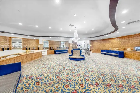 5445 Collins Avenue Miami Beach FL 33140