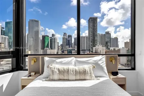 225 N Miami Avenue Miami FL 33131