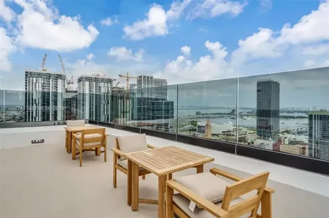 225 N Miami Avenue Miami FL 33131