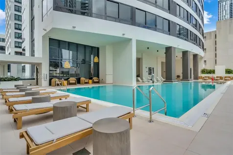 225 N Miami Avenue Miami FL 33131