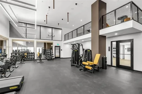 225 N Miami Avenue Miami FL 33131