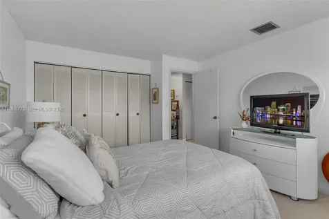 11378 SW 84th Lane Miami FL 33173