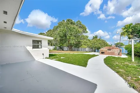 6325 W 12th Avenue Hialeah FL 33012