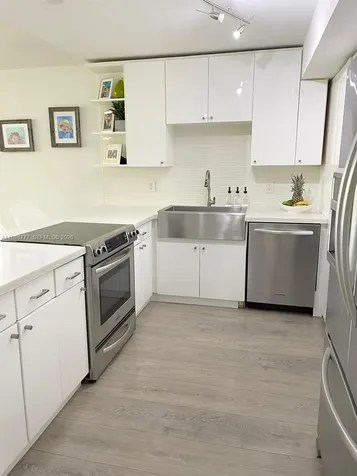 101 Ocean Lane Drive Key Biscayne FL 33149
