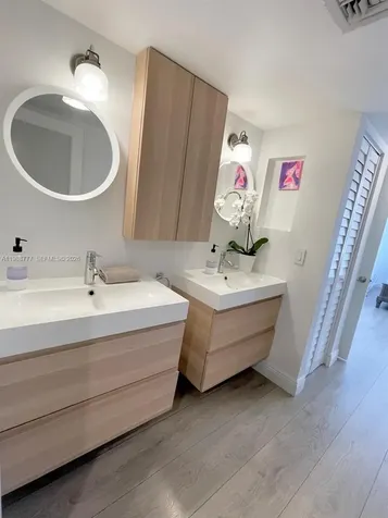 101 Ocean Lane Drive Key Biscayne FL 33149
