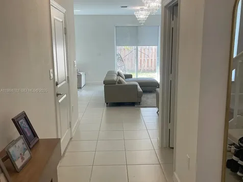 728 SE 14th Court Homestead FL 33034