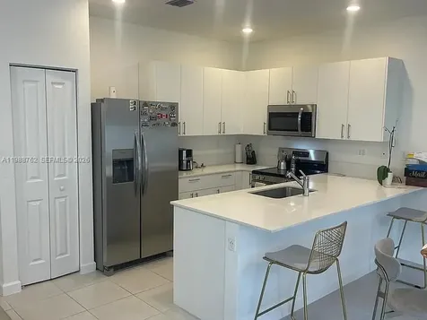 728 SE 14th Court Homestead FL 33034