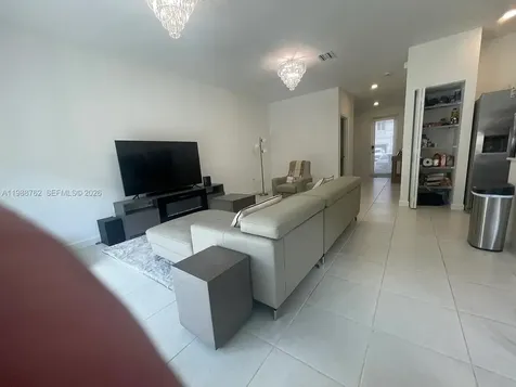 728 SE 14th Court Homestead FL 33034