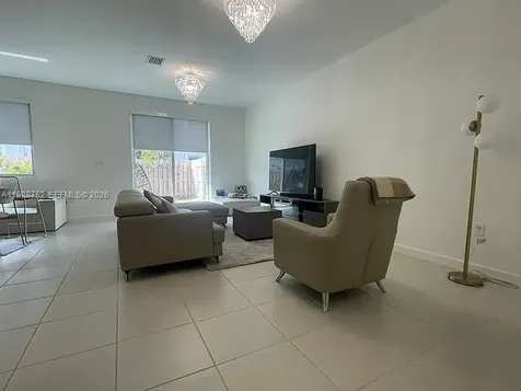 728 SE 14th Court Homestead FL 33034